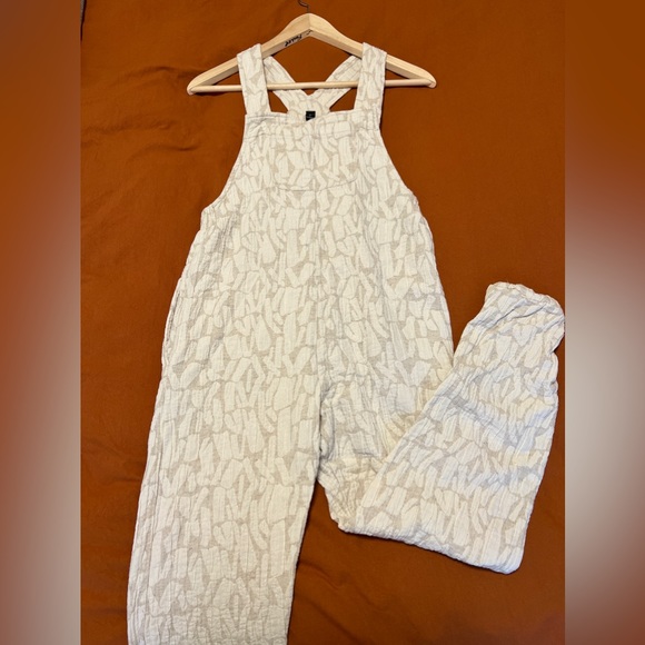 Limited Edition Smash Tess & Hillary Duff collab Romper - Picture 1 of 1